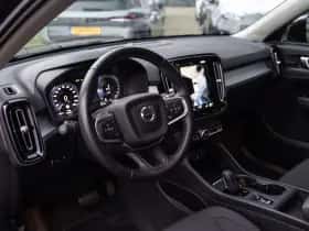 Volvo XC40 (2020) thumbnail 5