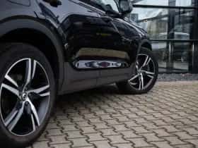 Volvo XC40 (2020) thumbnail 9