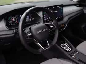 Škoda Octavia (2024) thumbnail 5