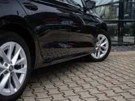 Škoda Octavia (2024) thumbnail 10