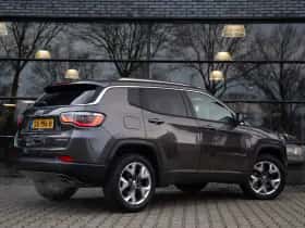 Jeep Compass (2017) thumbnail 2
