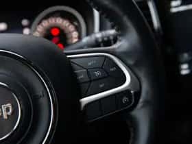 Jeep Compass (2017) thumbnail 12