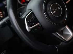 Jeep Compass (2017) thumbnail 13