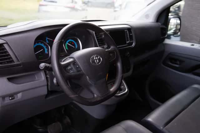 Toyota Proace (2021) thumbnail 4