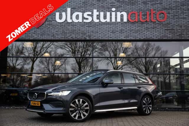 Volvo V60 (2020) thumbnail 1