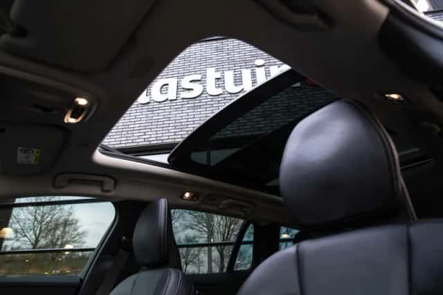 Volvo V60 (2020) thumbnail 3