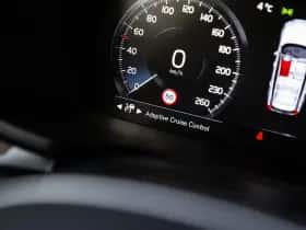 Volvo V60 (2019) thumbnail 25