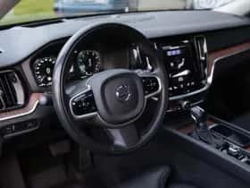 Volvo V60 (2019) thumbnail 5