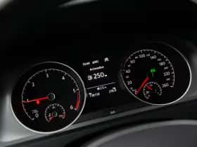 Volkswagen Golf (2013) thumbnail 10