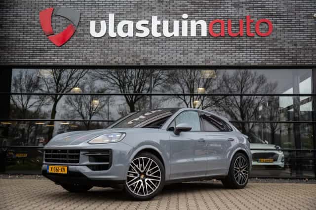 Porsche Cayenne (2024) thumbnail 1