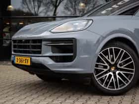 Porsche Cayenne thumbnail 8