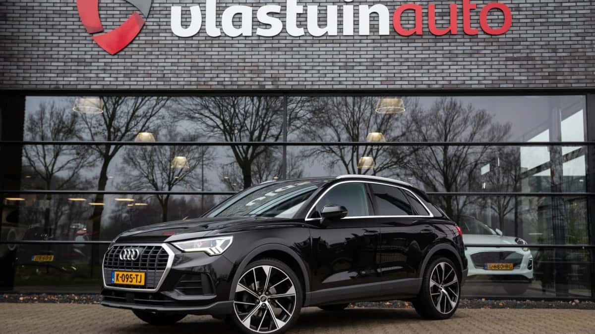 Audi Q3 (2018) — foto 1