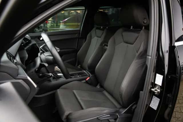 Audi Q3 (2019) thumbnail 3