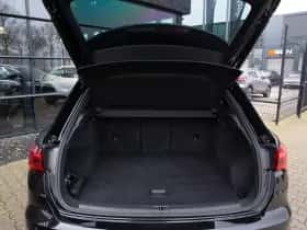 Audi Q3 (2018) thumbnail 22