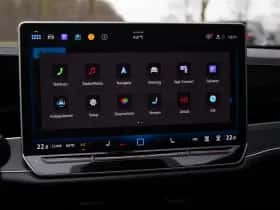 Volkswagen Passat (2024) thumbnail 14