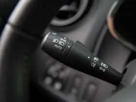 Renault Clio (2010) thumbnail 10