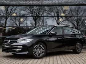 Volkswagen Passat (2024) thumbnail 6