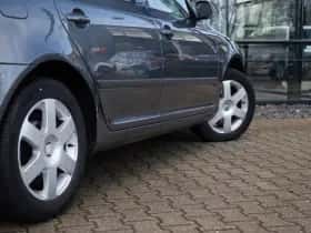 Škoda Octavia (2007) thumbnail 8