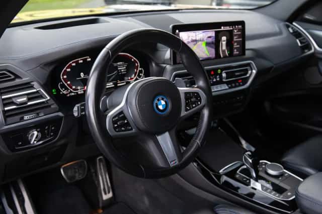 BMW X3 (2023) thumbnail 5