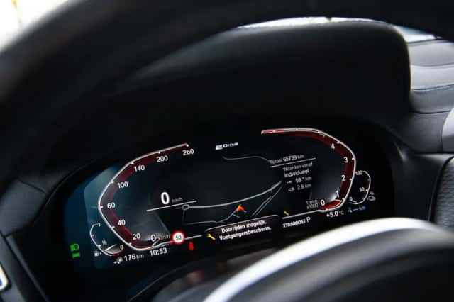 BMW X3 (2023) thumbnail 6