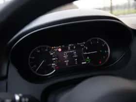 Jaguar E-Pace thumbnail 11