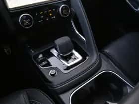 Jaguar E-Pace thumbnail 6