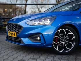 Ford Focus (2018) thumbnail 9