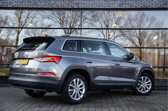 Škoda Kodiaq (2023) thumbnail 2