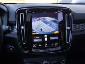 Volvo XC40 (2018) thumbnail 19