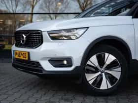 Volvo XC40 (2018) thumbnail 9