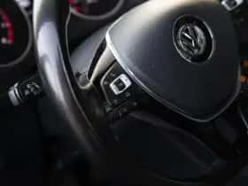 Volkswagen Tiguan (2017) thumbnail 11