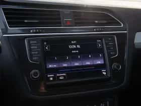 Volkswagen Tiguan (2017) thumbnail 13