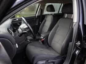 Volkswagen Golf (2009) thumbnail 3