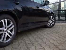 Volkswagen Golf (2009) thumbnail 9