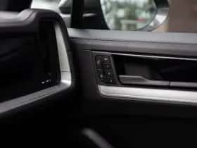 Porsche Cayenne (2023) thumbnail 40