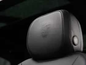 Porsche Cayenne (2023) thumbnail 44