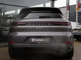 Porsche Cayenne (2023) thumbnail 7