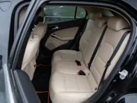 Mercedes-Benz GLA thumbnail 9