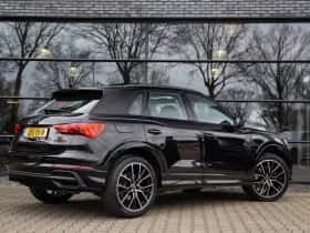 Audi Q3 (2021) thumbnail 2