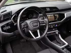 Audi Q3 (2021) thumbnail 5