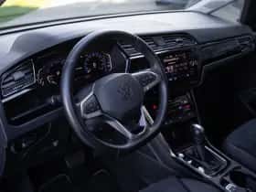 Volkswagen Touran (2018) thumbnail 3