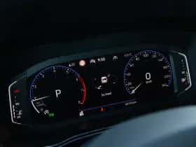 Volkswagen Touran (2018) thumbnail 5