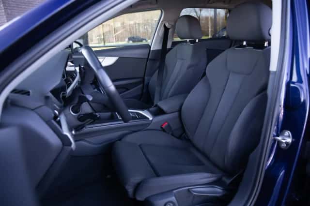 Audi A4 (2020) thumbnail 3