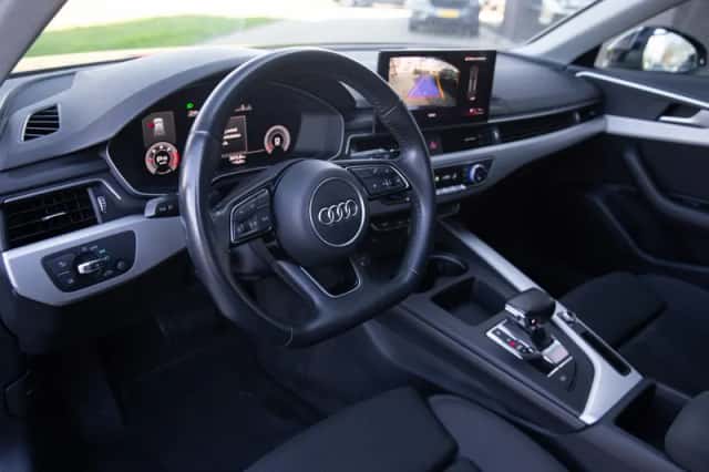 Audi A4 (2020) thumbnail 4