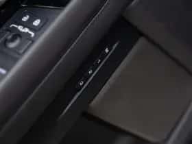Land Rover Range Rover Evoque (2020) thumbnail 26