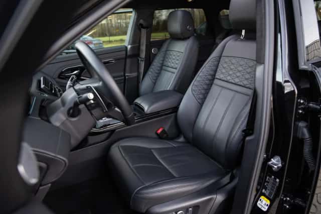Land Rover Range Rover Evoque (2022) thumbnail 4