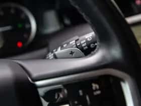 Land Rover Discovery Sport (2020) thumbnail 12