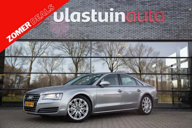 Audi A8 (2011) thumbnail 1