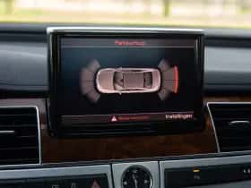 Audi A8 (2010) thumbnail 16