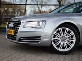 Audi A8 (2010) thumbnail 8